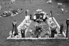 grave-23